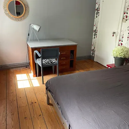 Dans Maison De Centre * 두에